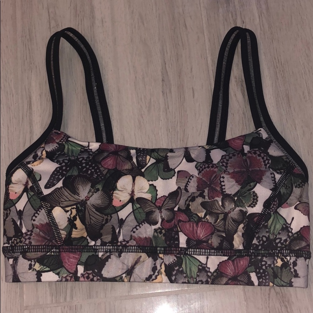 Lulu lemon sports bra